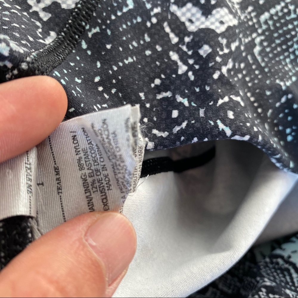 Lorna Jane Snake Python Set - Leggings And Crop B… - image 7